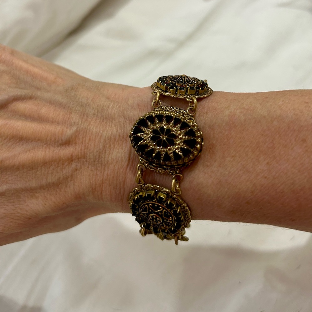 Grandmother’s Buttons Vintage Black and Gold Bracelet
